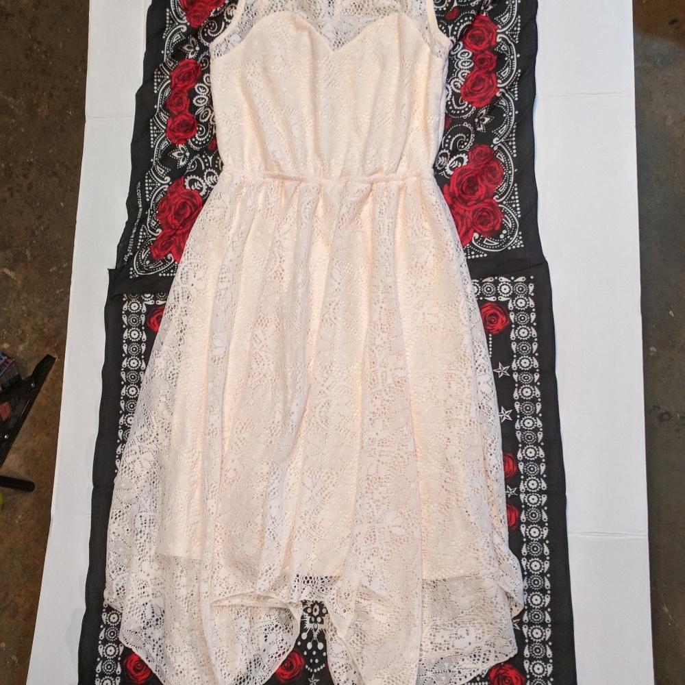 Delicate Country Style Lace Summer Dress - S